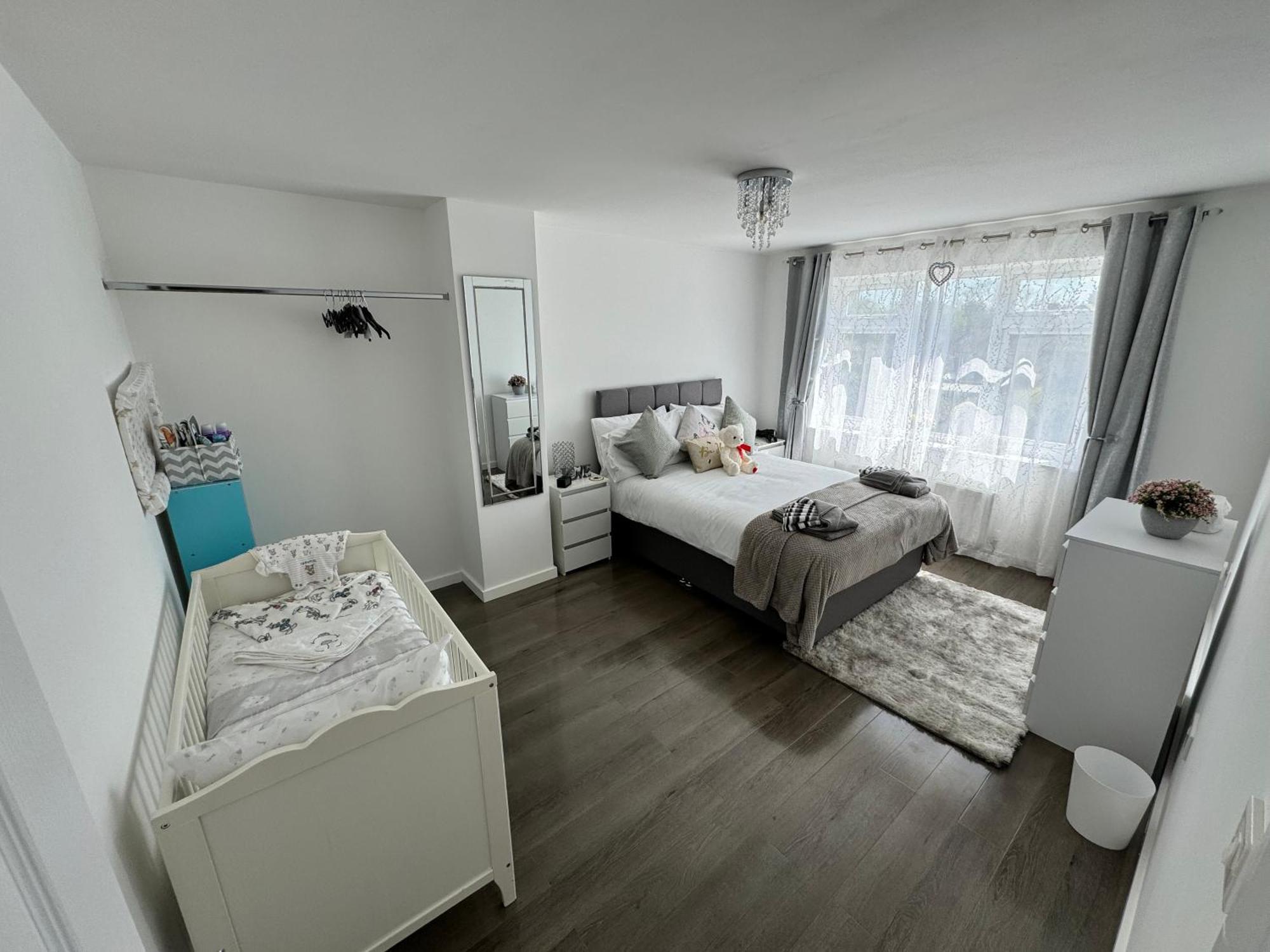 Modern 3-Bed Hideaway Near Westgate With Parking Βίλα Κάντεμπερι Εξωτερικό φωτογραφία