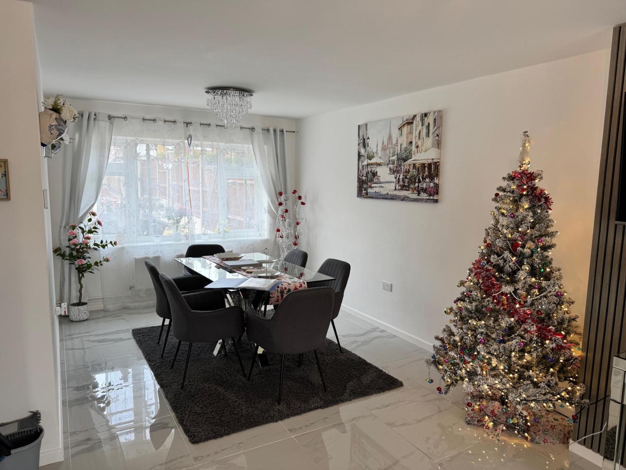 Modern 3-Bed Hideaway Near Westgate With Parking Βίλα Κάντεμπερι Εξωτερικό φωτογραφία